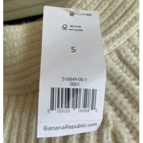 NWT BANANA REPUBLIC Womens' Ivory Ribbed Raglan Chunky Sweater Sz Small - Picture 6 of 7